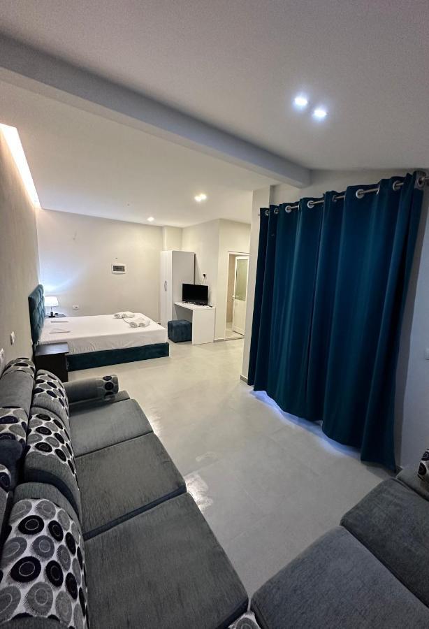 Fiore Rooms 2 Ксамил Екстериор снимка