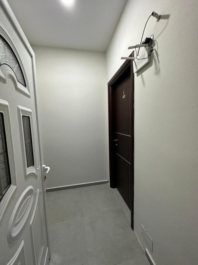 Fiore Rooms 2 Ксамил Екстериор снимка